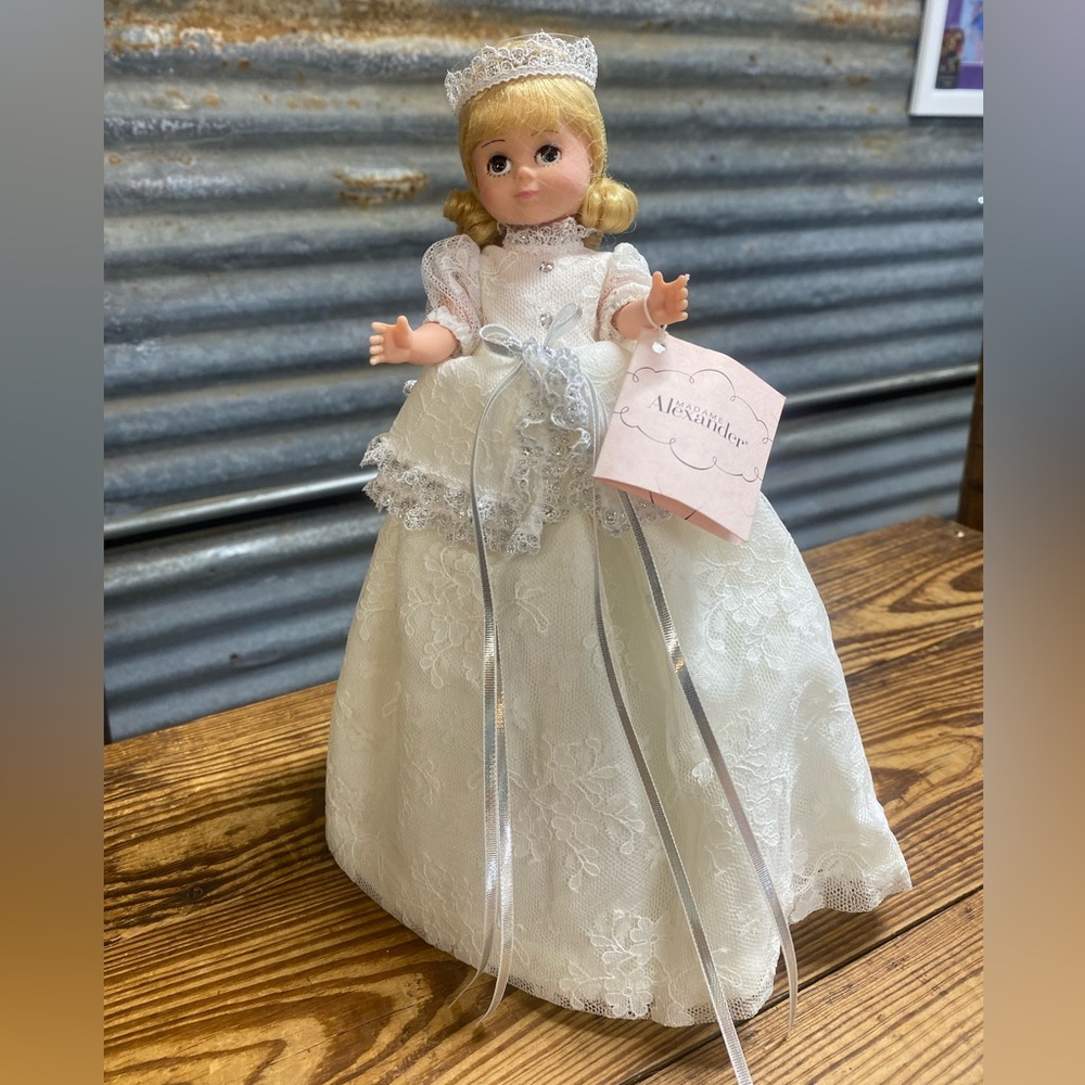 Madame Alexander White Angel #34725 Tree Topper Doll - 2002